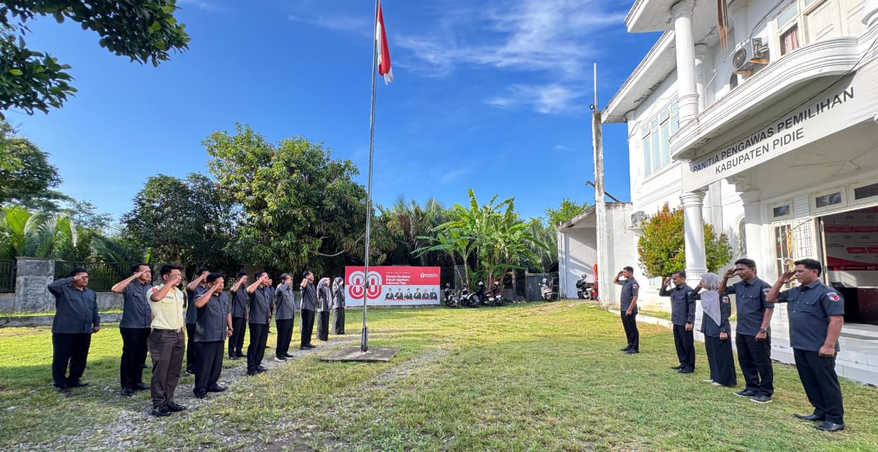 pelaksanaan apel pagi perdana setelah lebaran Idul fitri