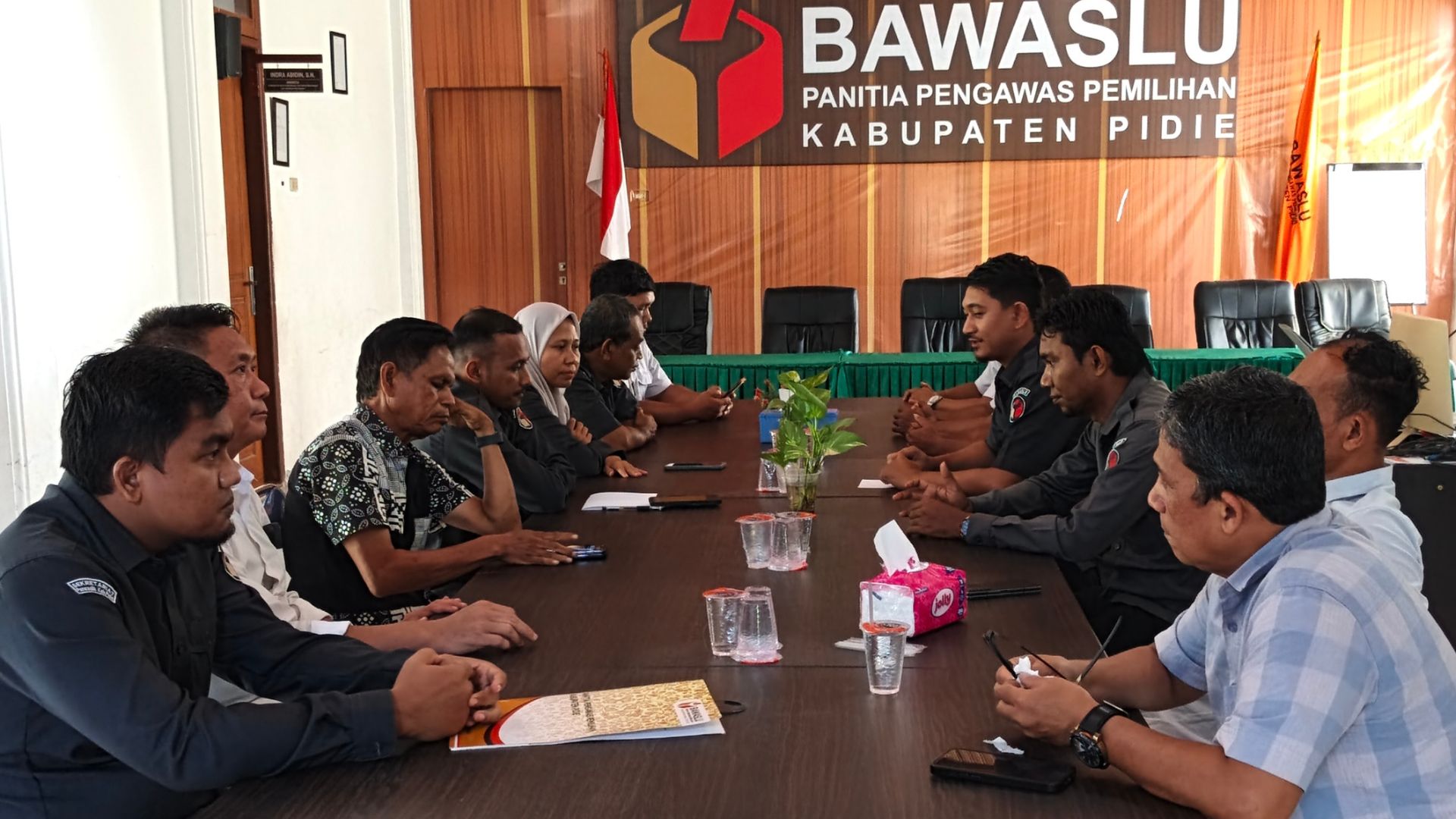 Bawaslu Kabupaten Pidie Terima Kunjungan Koordinasi KIP Pidie