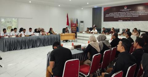 Panwaslih Kabupaten Pidie Hadiri Kajian Teknis Kepemiluan PKPU Nomor 4 tahun 2022 di KIP Pidie