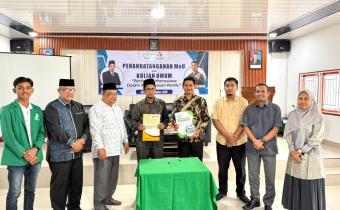 Penandatanganan MoU Panwaslih Kabupaten Pidie dengan STIS Al-Hilal Sigli [30 Oktober 2025]