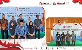Dokumentasi Pelantikan PNS Bawaslu Kabupaten Pidie