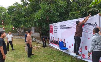 gorong royong persiapan HUT 81 RI